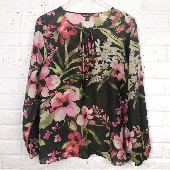 Tommy Bahama Tops - TOMMY BAHAMA floral silk blend blouse